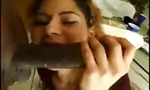 latina milf amayamwa ...